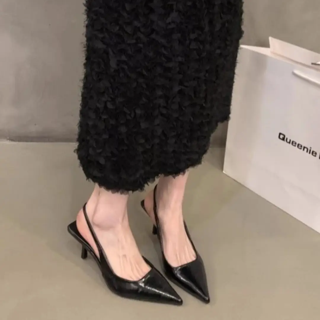 French-Style Silver Pointed-Toe High Heels for Women, 2026 Spring New Model, Fairy-Like Elegance, Open-Back Single Shoes, Simple Closed-Toe Sandals - Image 2