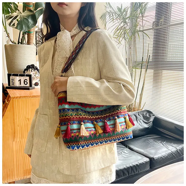 Trendy Tassel Bag for Women Summer 2025 — feature 15