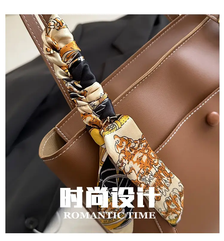 Brown Leather Crossbody Bag with Gold Chain for Women — feature 6