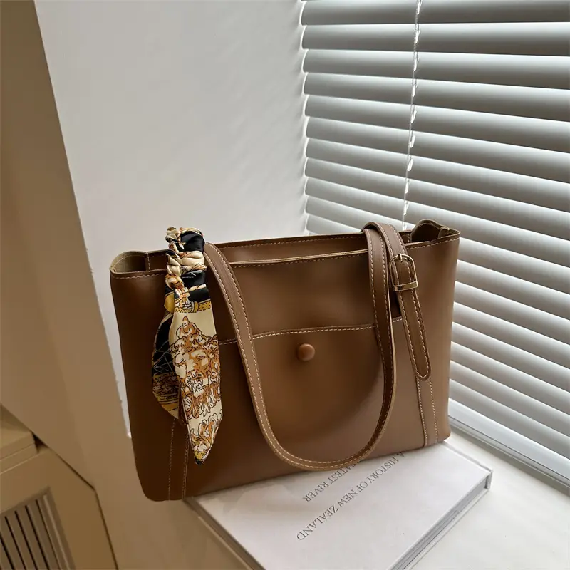 Brown Leather Crossbody Bag with Gold Chain for Women - Image 3