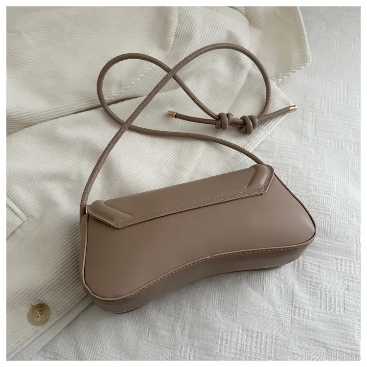 Vintage Letter Print Crossbody Bag Brown 2025 — feature 16