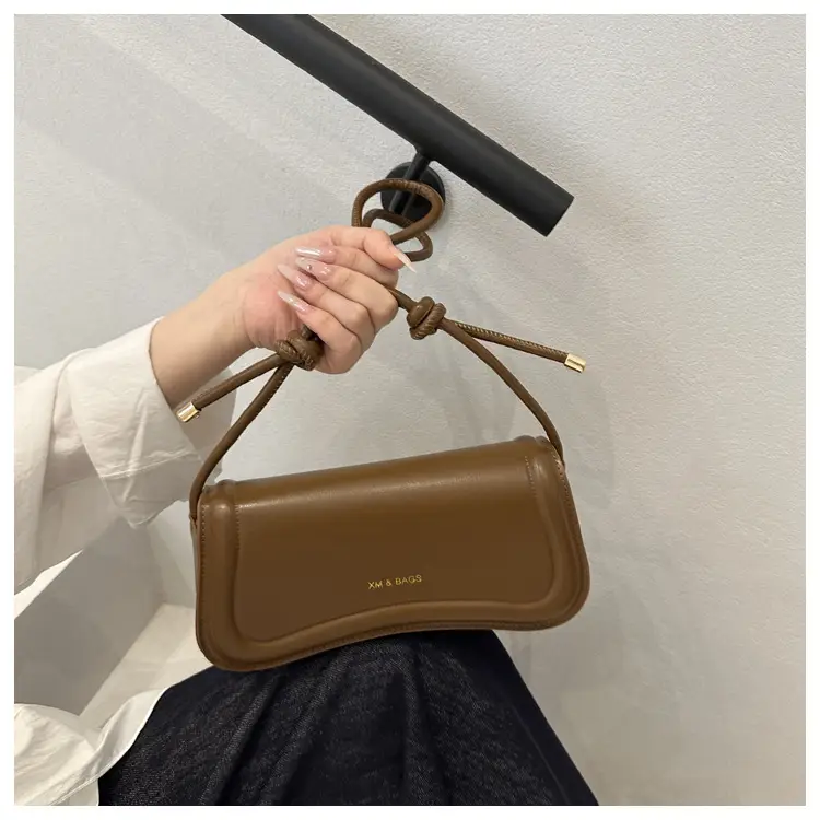 Vintage Letter Print Crossbody Bag Brown 2025 — feature 39