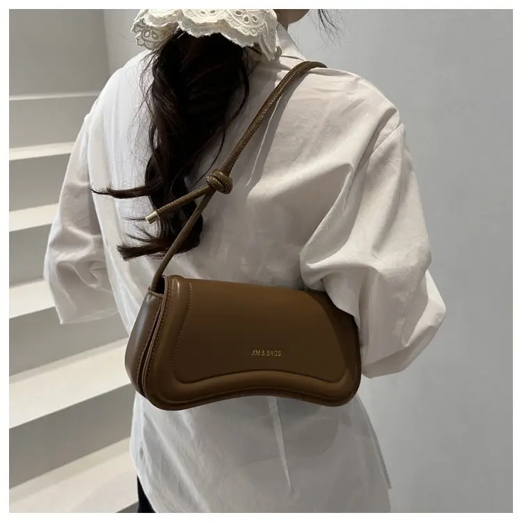 Vintage Letter Print Crossbody Bag Brown 2025 — feature 41