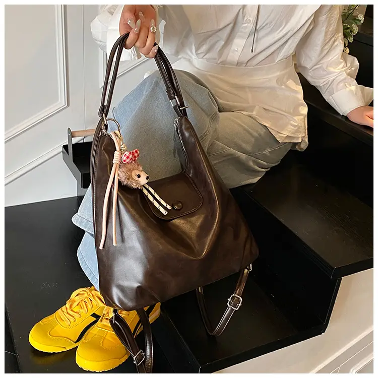Women's Beige Leather Shoulder Bag with Unicorn Tassel — feature 14