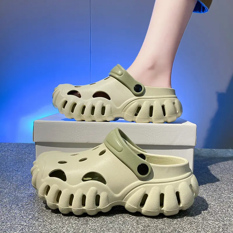 Summer New Style Hole Shoes EVA Thick Sole Height Increasing Sandals Couple Men's and Women's Sports Outwear Slippers Sandals - Image 7