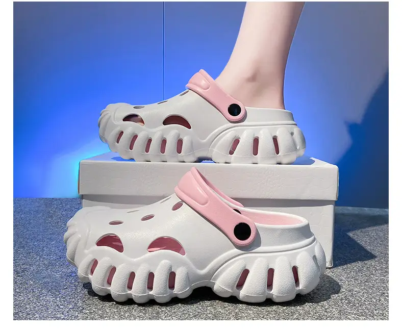Summer New Style Hole Shoes EVA Thick Sole Height Increasing Sandals Couple Men's and Women's Sports Outwear Slippers Sandals — feature 17