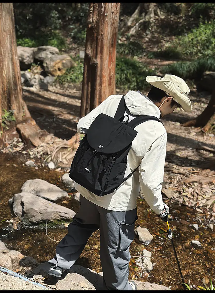 2025 Korean Style Lightweight Outdoor Backpack Large Capacity — feature 21