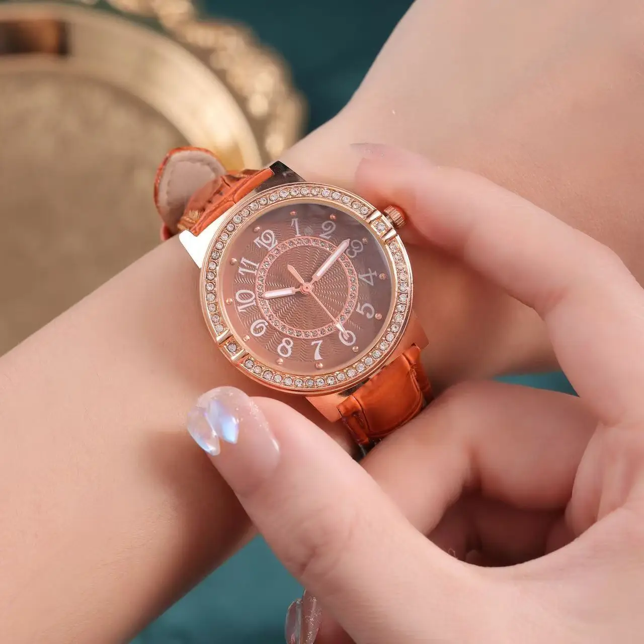 Luminous Diamond Encrusted Women's Chronograph Quartz Watch - Image 7
