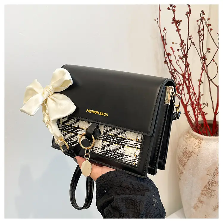Women Plaid Bag Black Gold Chain 2024 Spring Summer — feature 20