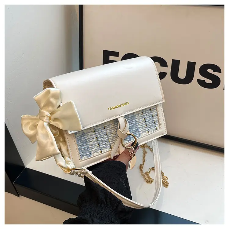 Women Plaid Bag Black Gold Chain 2024 Spring Summer — feature 26