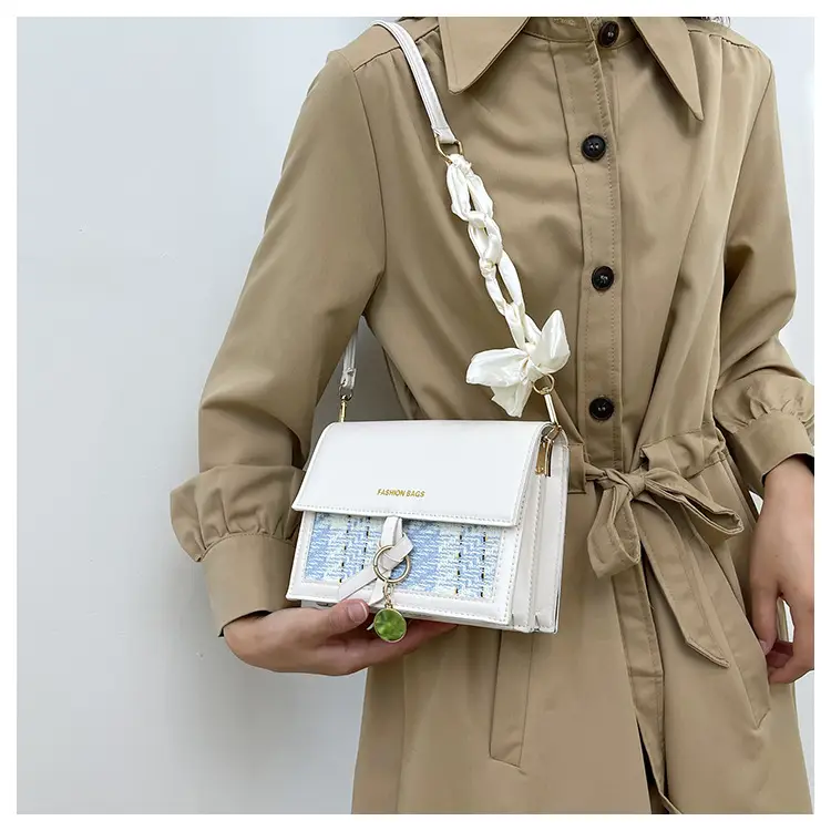 Women Plaid Bag Black Gold Chain 2024 Spring Summer — feature 29