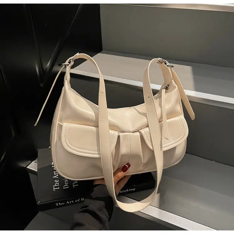 Gold Leather Shoulder Bag for Women 2025 — feature 17