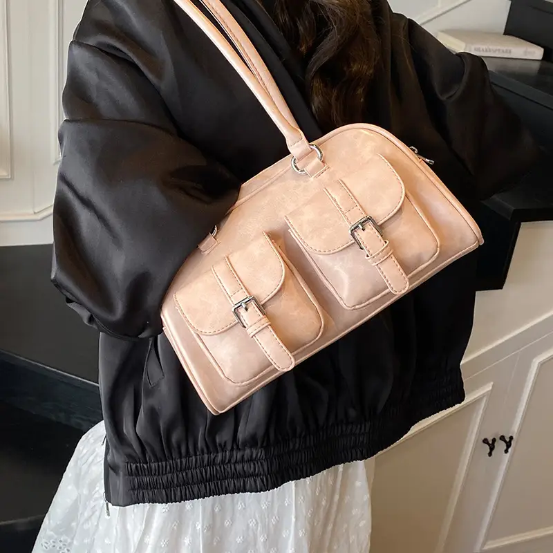 Retro Boston Style Shoulder Bag Cream 2026