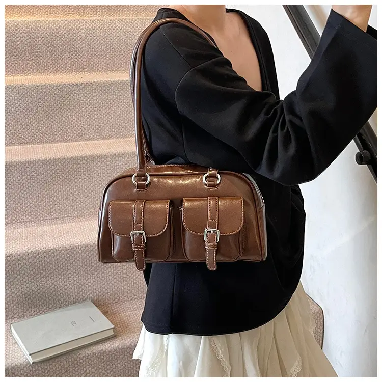 Retro Boston Style Shoulder Bag Cream 2026 — feature 22