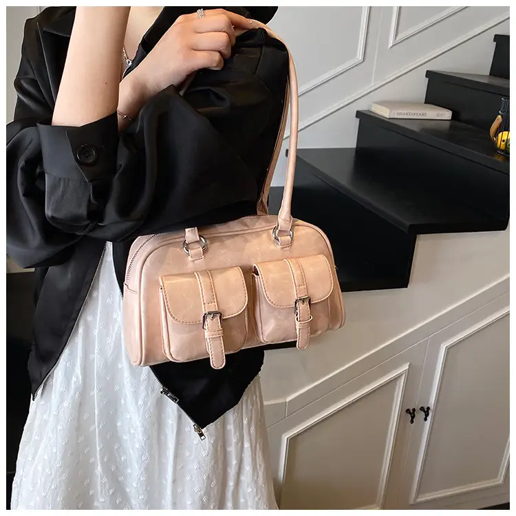 Retro Boston Style Shoulder Bag Cream 2026 — feature 29