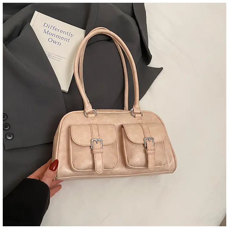Retro Boston Style Shoulder Bag Cream 2026