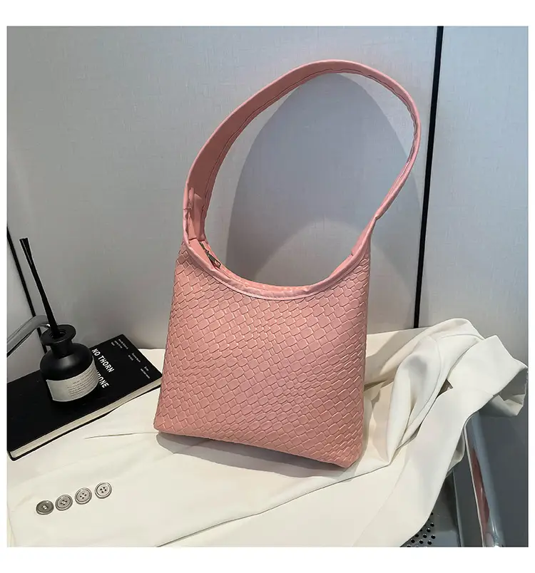 Pink Woven Korean Style Shoulder Bag 2025 — feature 25