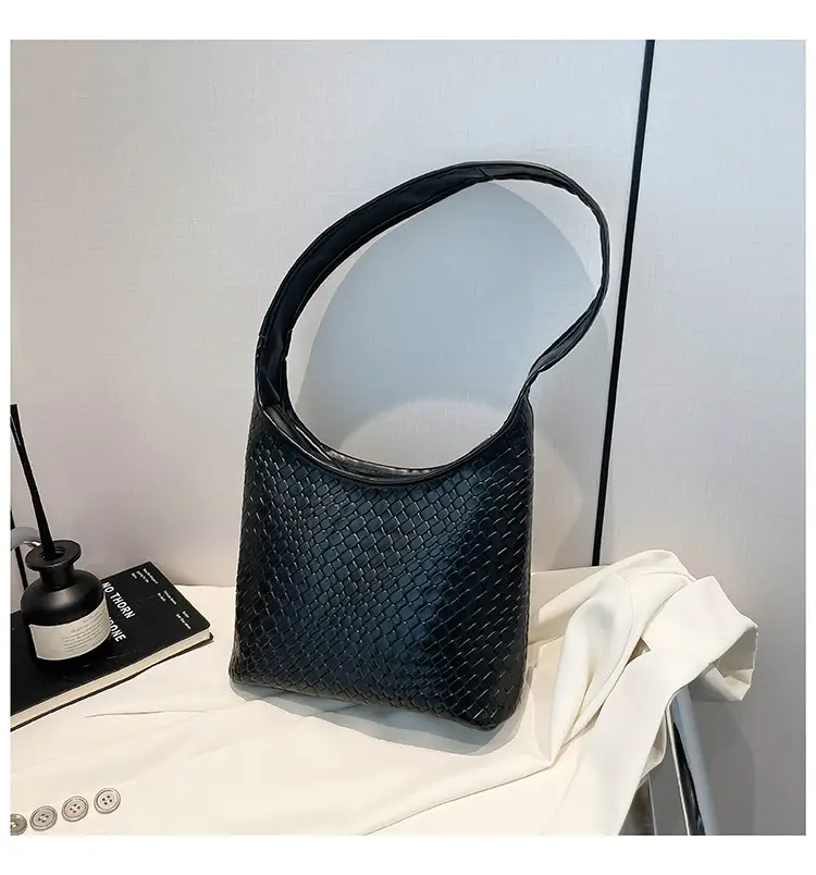 Pink Woven Korean Style Shoulder Bag 2025 — feature 26