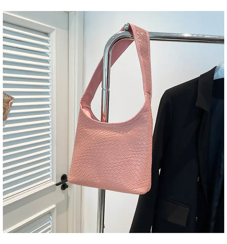 Pink Woven Korean Style Shoulder Bag 2025 — feature 27