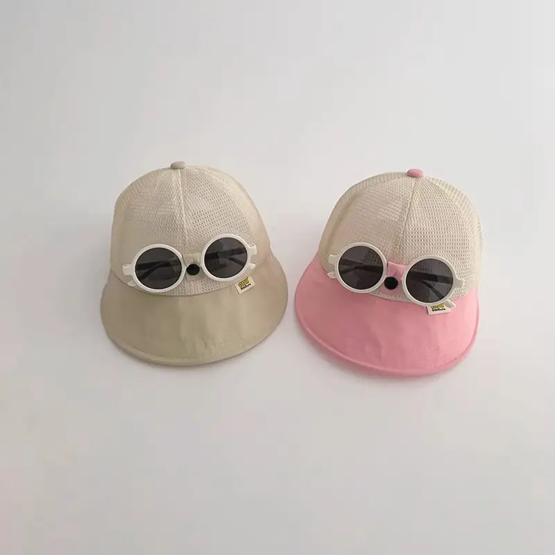 Pink Mesh Sun Hat with Sunglasses for Kids - Image 6