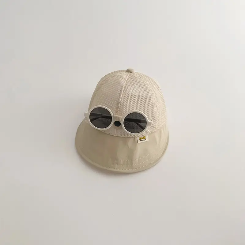 Pink Mesh Sun Hat with Sunglasses for Kids - Image 2
