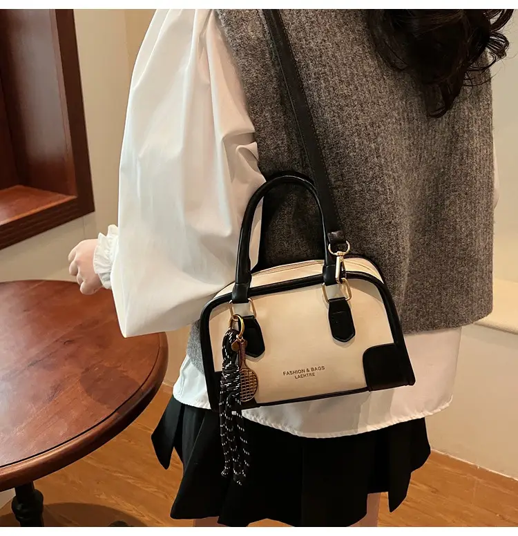 Retro Brown & Cream Shoulder Bag for Women 2025 — feature 13