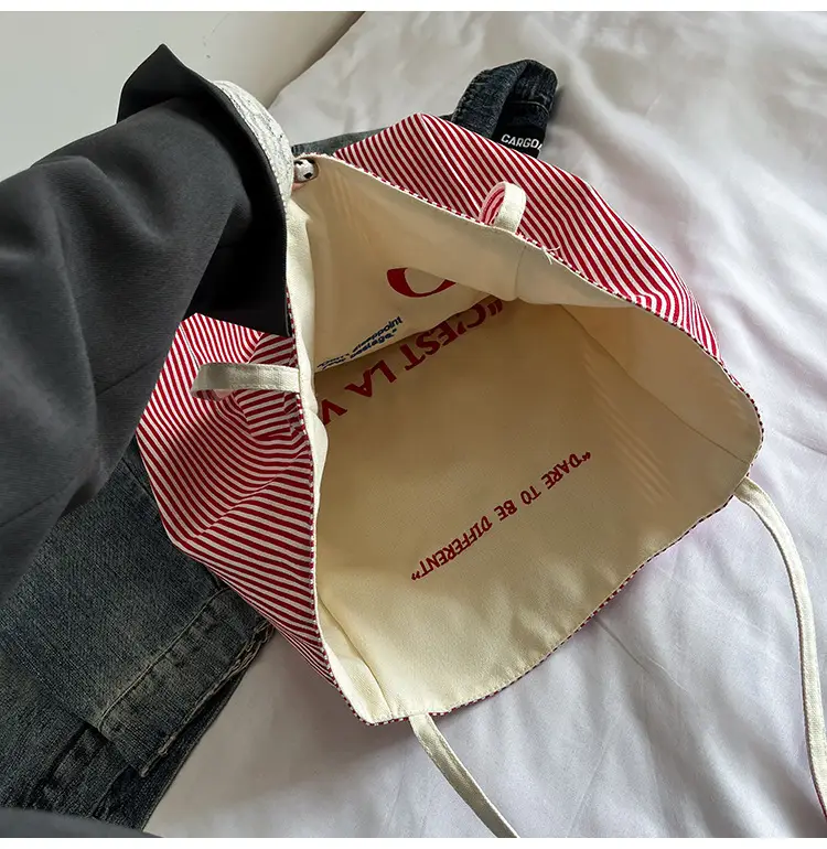 Women's Red Striped Canvas Shoulder Bag Large Capacity 2025 — feature 5