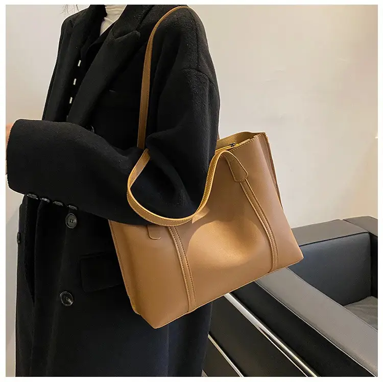 Black Leather Tote Bag for Women 2024 Winter Style — feature 19