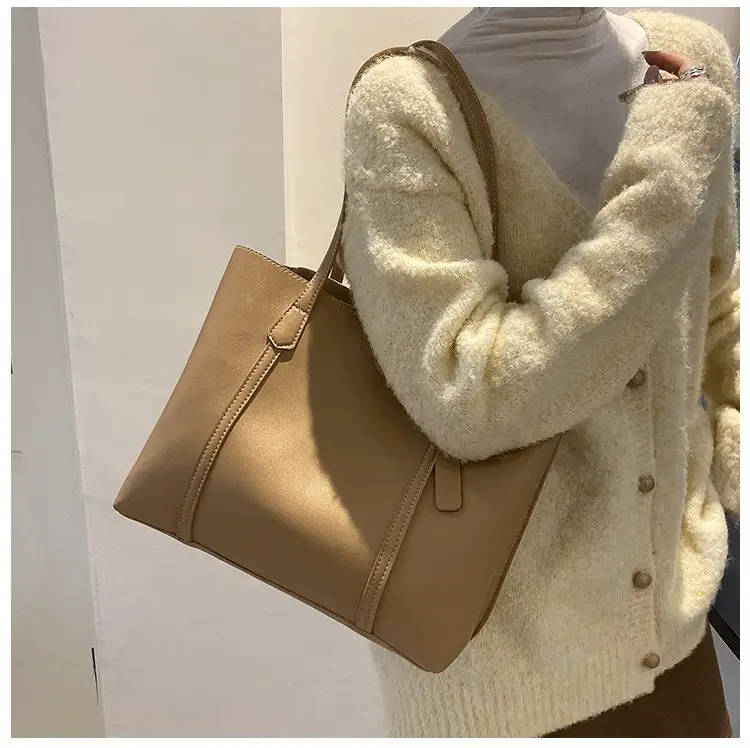Black Leather Tote Bag for Women 2024 Winter Style — feature 30