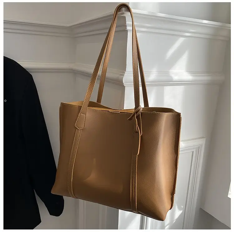 Black Leather Tote Bag for Women 2024 Winter Style — feature 40
