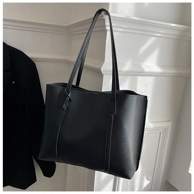 Black Leather Tote Bag for Women 2024 Winter Style — feature 41
