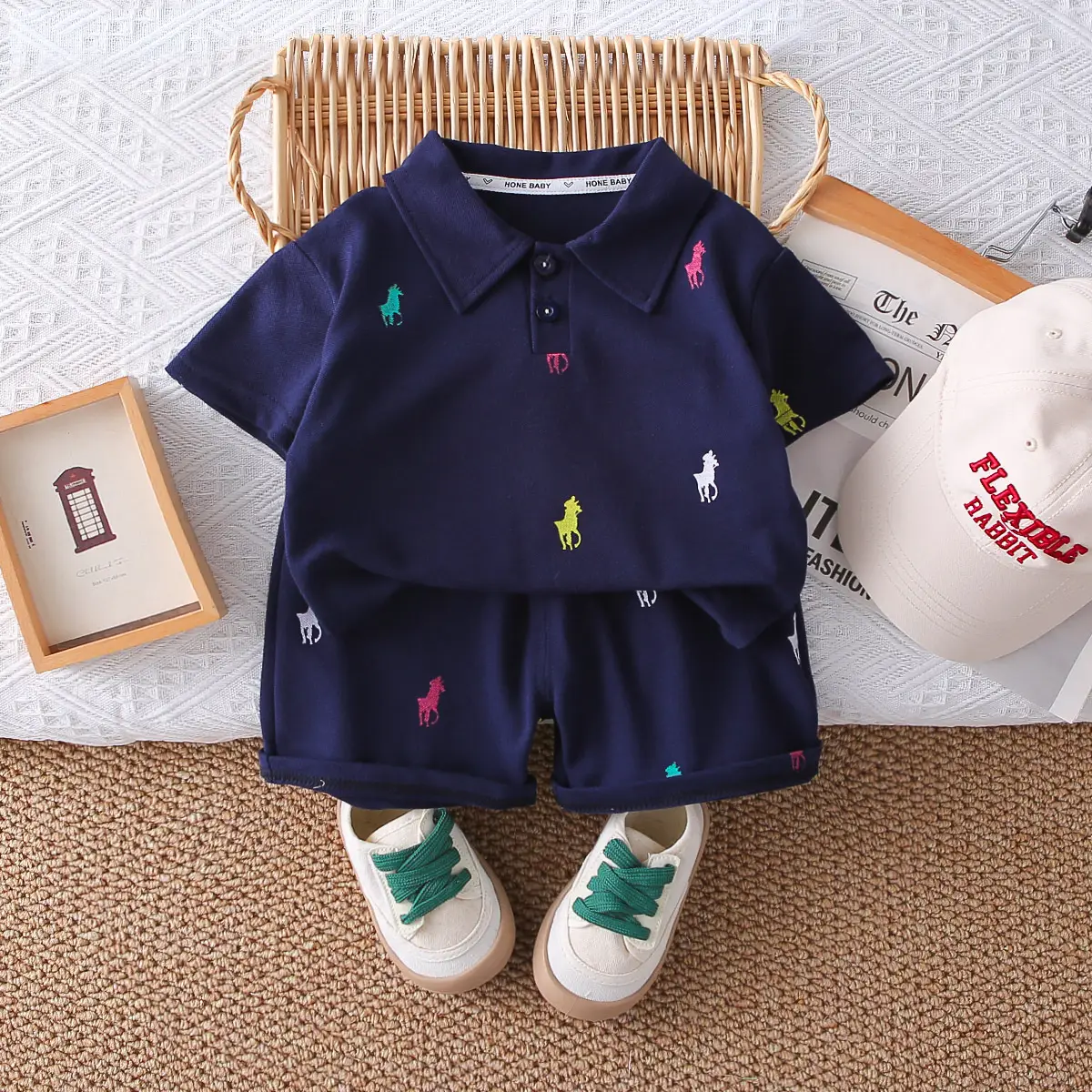 Boys' White Printed Short Sleeve T-Shirt Shorts Set 2025 — feature 7
