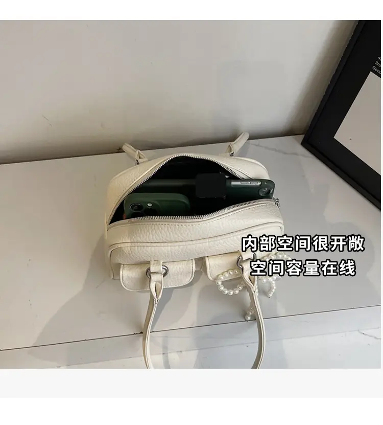 Light Blue Pearl Bow Crossbody Bag for Women — feature 9