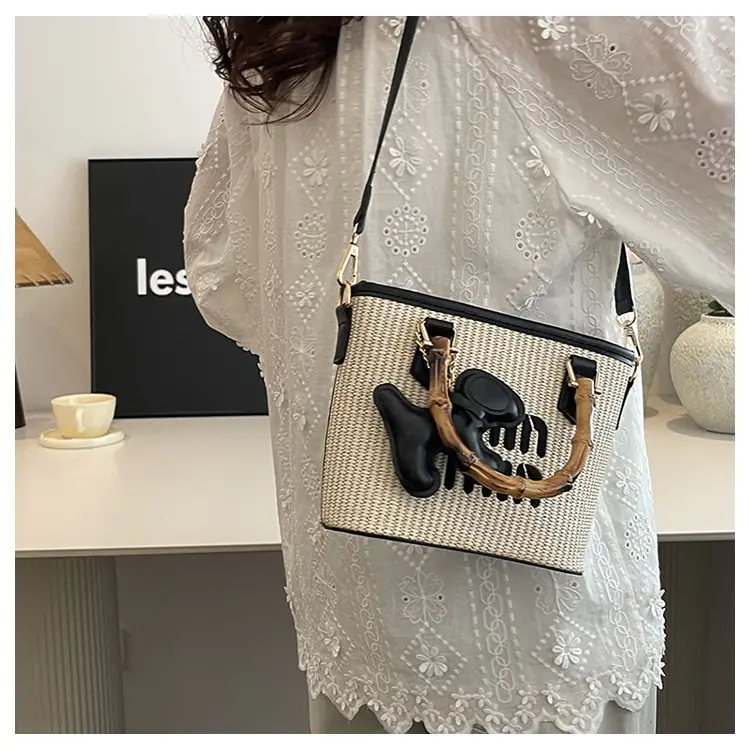 Women Straw Mini Mouse Bag with Leather Handle — feature 17