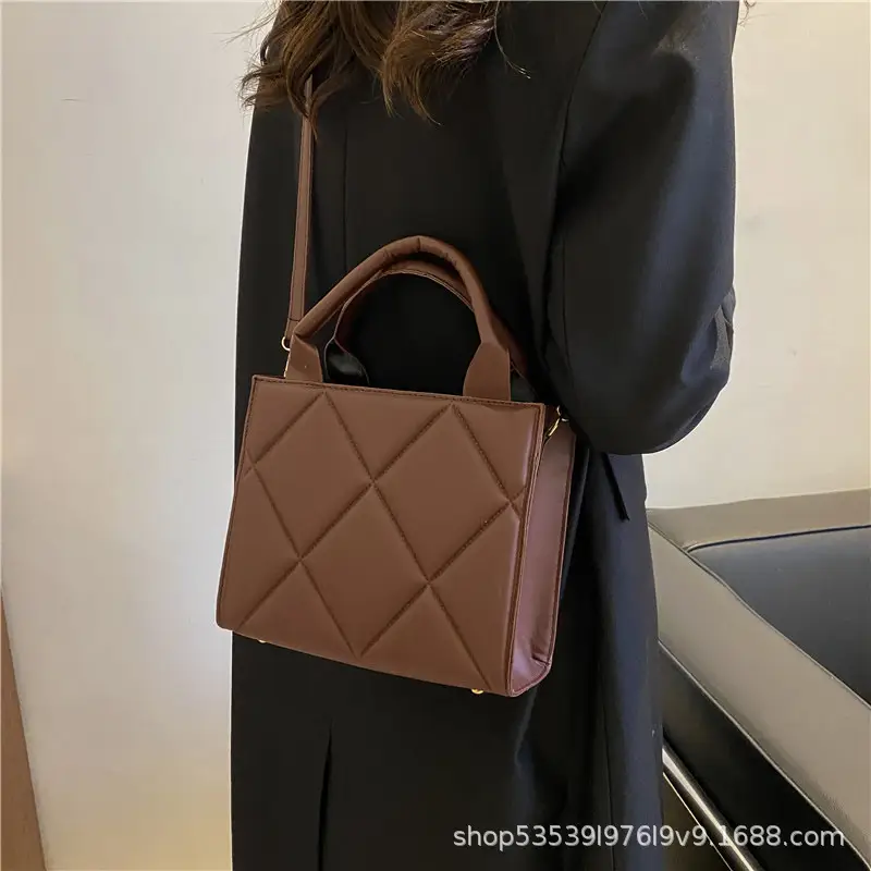 Black Diamond Pattern Crossbody Bag for Women XL