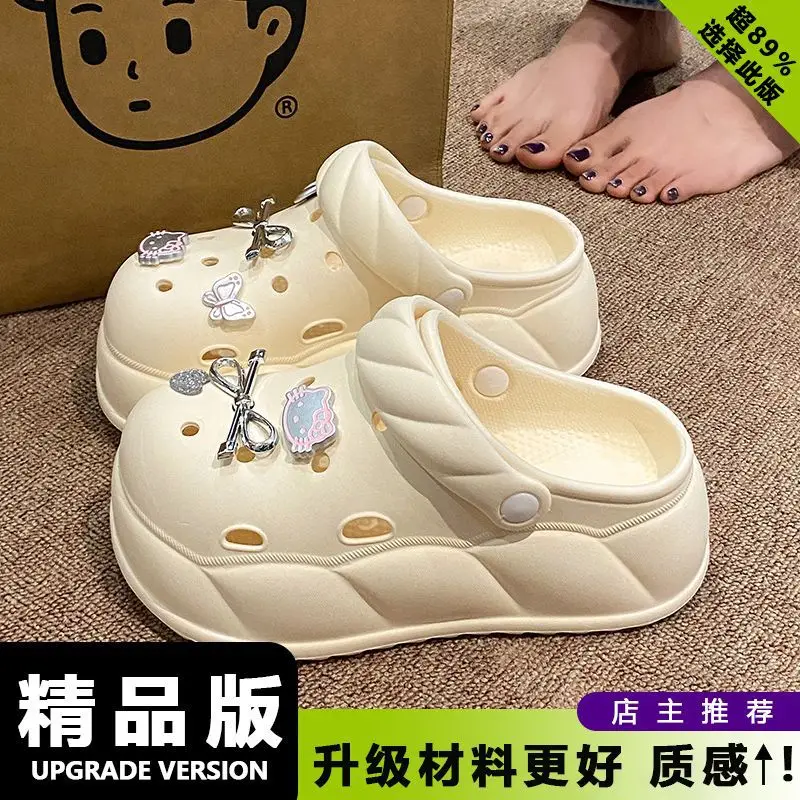 Eva Crocs 2025 Women's Breathable Crocs with Bear Design