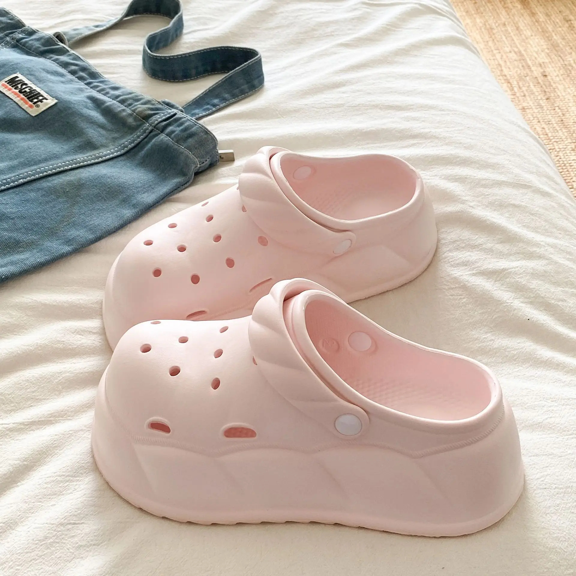Eva Crocs 2025 Women's Breathable Crocs with Bear Design