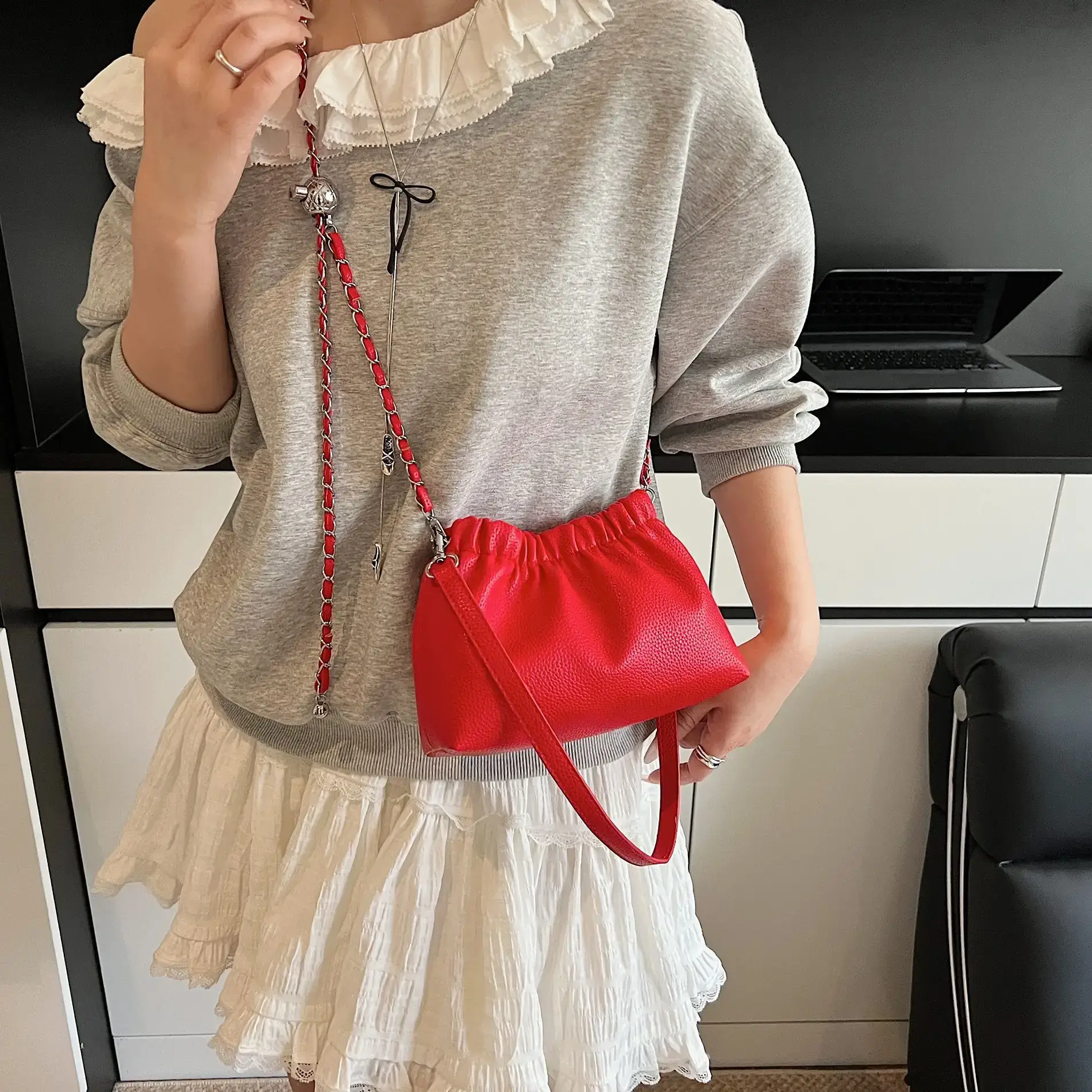 Silver Chain Bucket Bag for Women