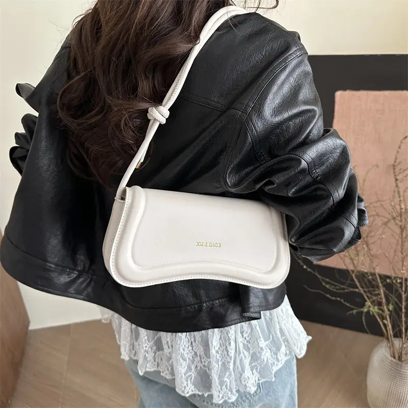Black Textured Crossbody Bag for Women 2025 - Image 7