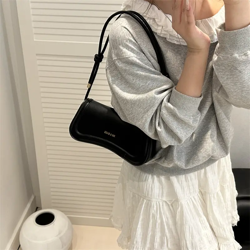 Black Textured Crossbody Bag for Women 2025 - Image 9