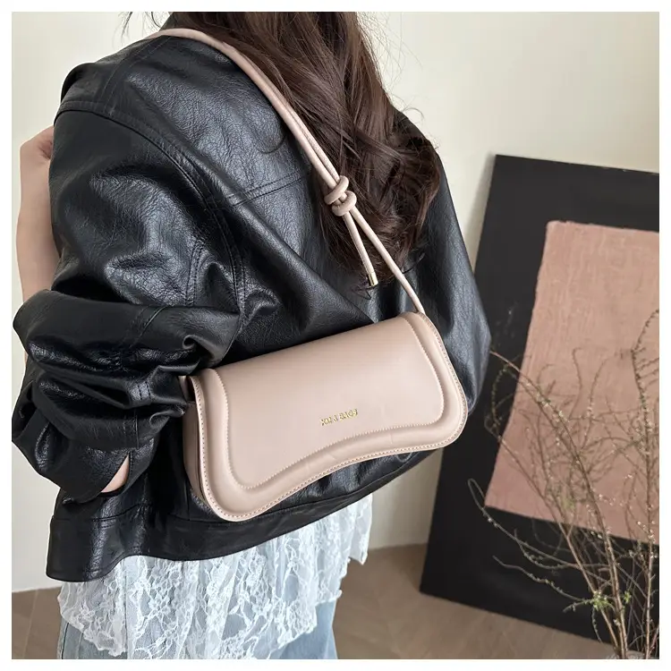 Black Textured Crossbody Bag for Women 2025 — feature 13