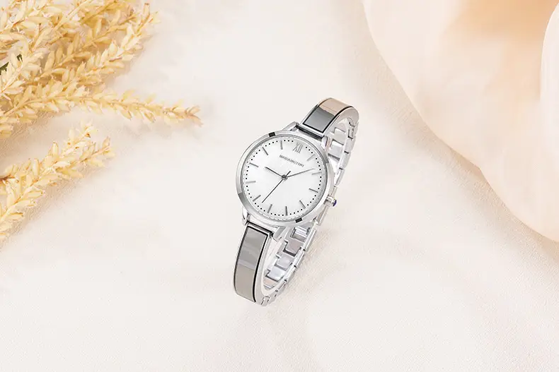Women's Steel Bracelet Watch with White Dial — feature 10