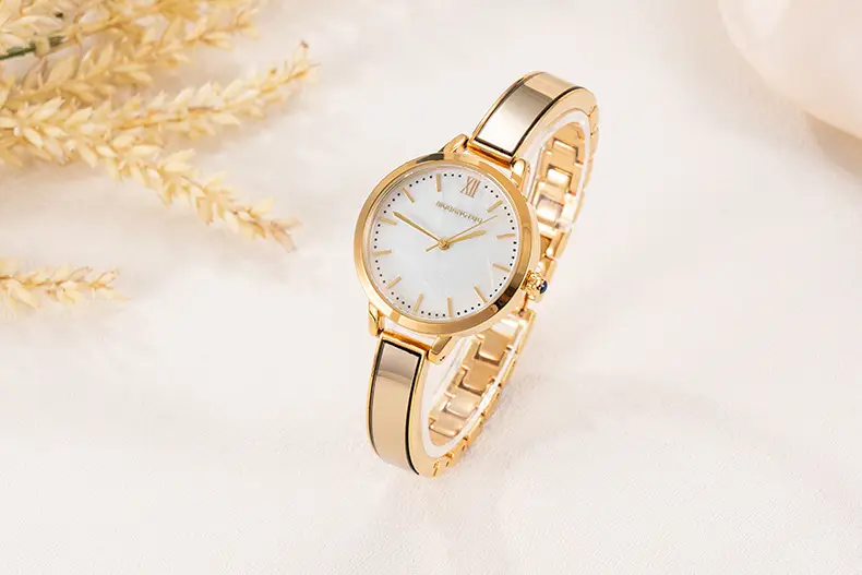 Women's Steel Bracelet Watch with White Dial — feature 3