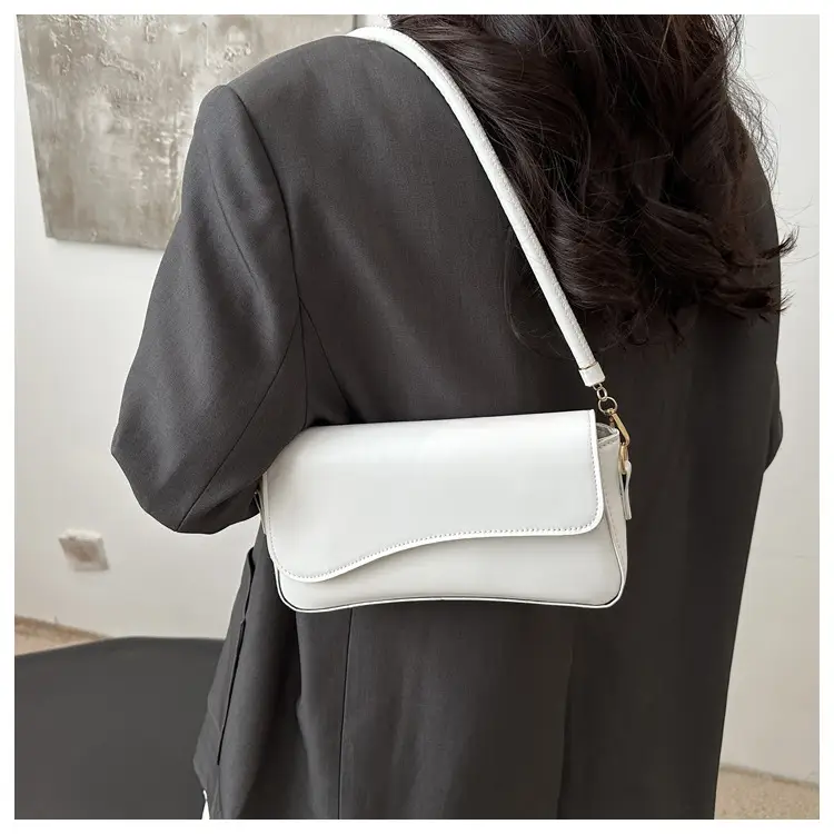 Black Retro Underarm Bag for Women — feature 10