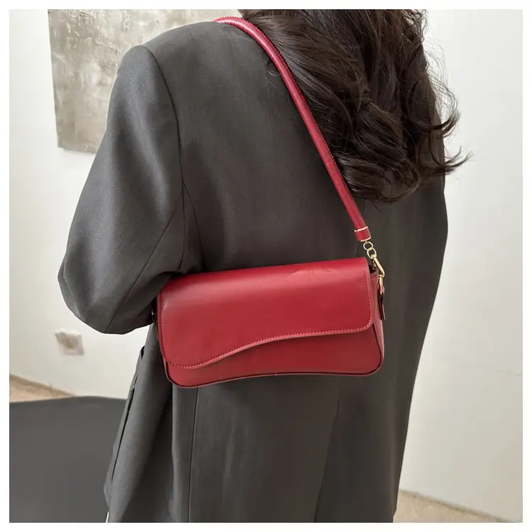Black Retro Underarm Bag for Women — feature 13