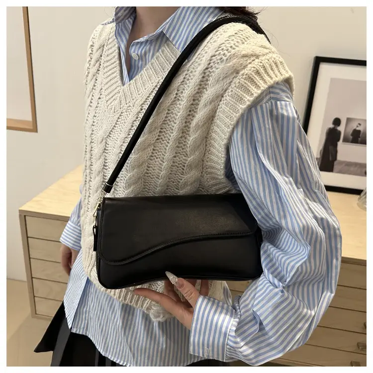Black Retro Underarm Bag for Women — feature 19