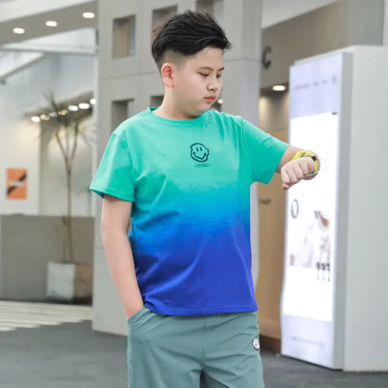 Plus-Size Gradient T-Shirt for Chubby Boys Large - Image 2