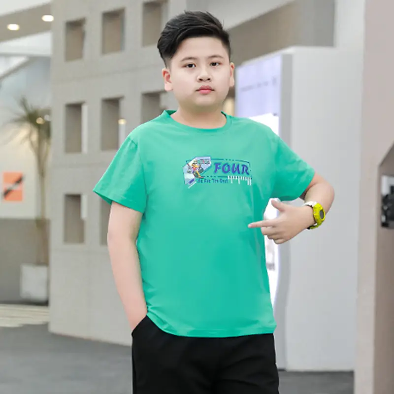 Plus-Size Gradient T-Shirt for Chubby Boys Large - Image 5