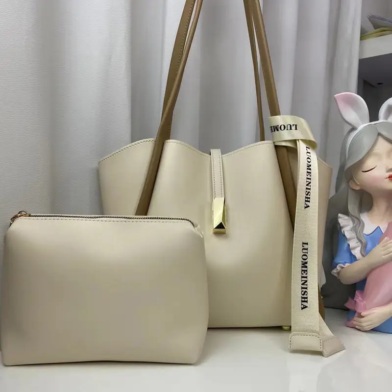 Large Capacity Fashionable Tote Bag for Commuting 2024 - Image 2