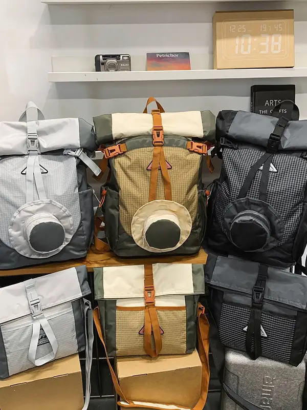 Cross-border Hiking Backpack 2025 Large Capacity Mesh Design - Image 8